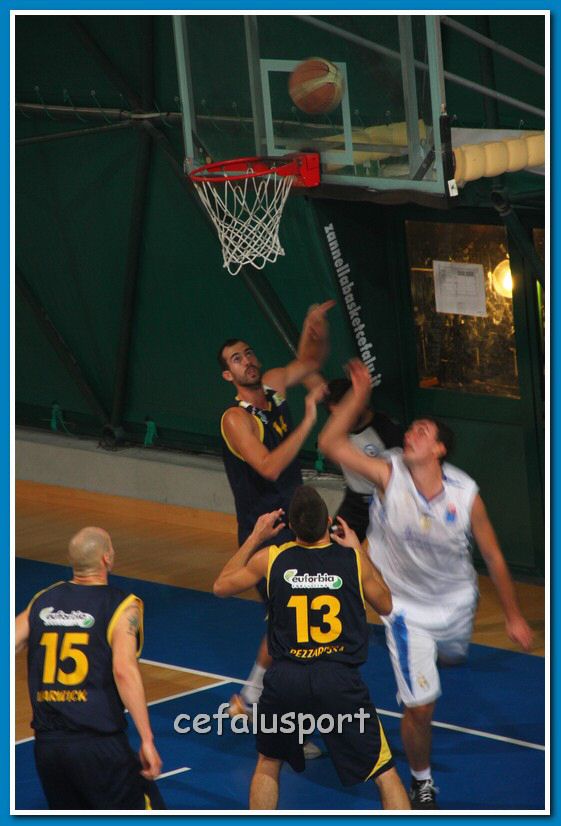121111 mazara1 080_tn.jpg